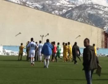 Yeşil sahada arbede!