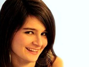 17 yaşındaki İrem'e tweet gözaltısı