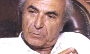 Ünlü yönetmen yoğun bakımda!