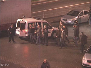 Silahlı kavga kanlı bitti 6 yaralı !