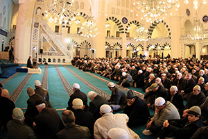 Camiler gün boyu açık kalacak