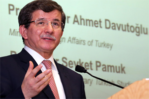 Davutoğlu: Izdırap çekiyorum