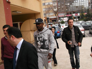 Zokora Emre davası için adliyede