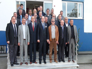 Arsin'de halk ve emniyet bir arada