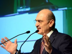 Trabzonlu bakana Cannes'den ödül