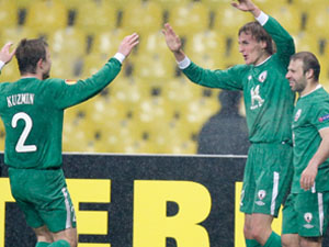 Gökdeniz'in maçında saıtlık hakem anonsu