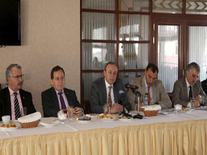 Hedef Trabzon'a gelen gemi sayısını 100'e çıkarmak