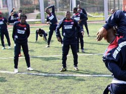 Futbol için geldiler ama...