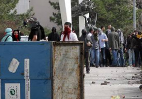 Öcalan pankartı üniversiteyi karıştırdı