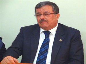 Ak Parti'li Başkan ve şoförü kazada öldü