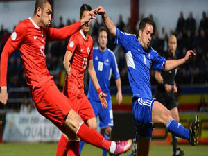 Kale Onur'a emanet...