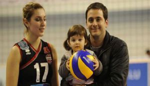 Milli Voleybolcu Neslihan boşandı!