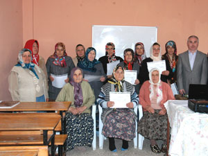 Trabzon'da bayanlar Kuran-ı Kerim öğrendi