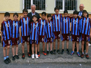 Amerika'dan Trabzonlu öğrencilere destek