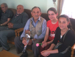 Huzurevi yolda kalıyor