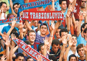 Trabzon'da taraftara ceza yağdı