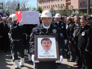 Şehit Polis Rize'de uğurlandı
