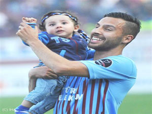 Yasin Öztekin sözünü tuttu