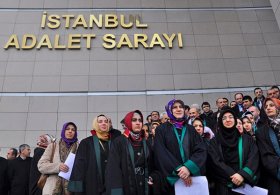 Danıştay'dan başörtüsü itirazına ret