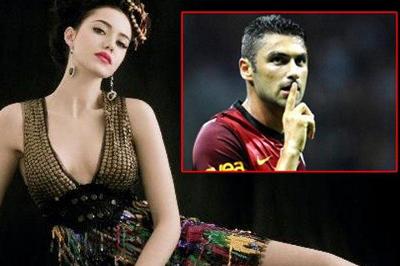 Hamit'le değil Burak'la birlikteymiş