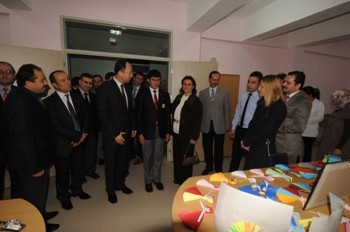 Otizm farkındalık gününde buluştular