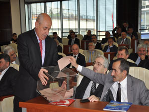 Trabzon'da yeni encümenler seçildi