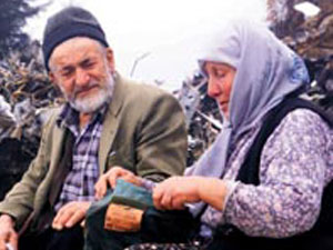 Arazisini 'Hasretlik kuzuları'na bağışladı