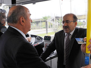 Gümrükçüoğlu'nan otobüs müjdesi