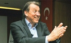 Türk hakemleri ‘polis’ gibi