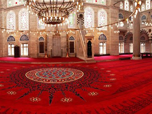 Camilere ibadeti engellemeyen halı....
