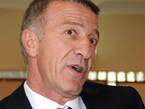 Ağaoğlu'ndan kongre yorumu!