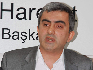 "Ak Parti ve CHP şov yapıyor"