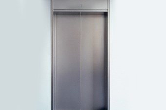 Halis Karaca asansörde can verdi