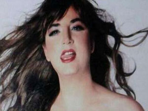 Ünlü şarkıcı kadın oldu!