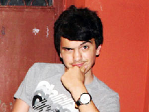 Oflu Selman’a ARKADAŞ HANÇERİ !