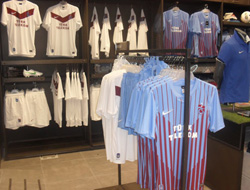 Trabzonspor hangi forma ile sahada olacak ?