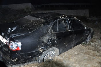 Tarlaya uçtu,burnu bile kanamadı