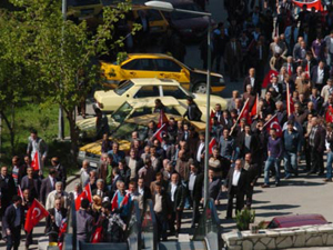 Akil İnsanlar Karabükte protesto edildi