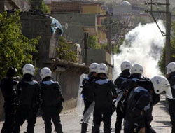 Cizre'de 3 saatte 33 terör olayı yaşandı