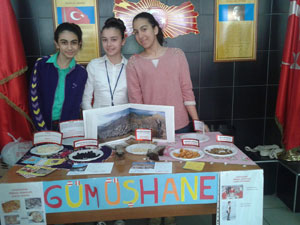 Öğrencilerden Karadeniz standı