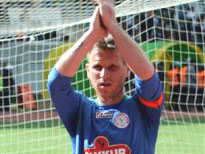 Sahada en fazla kalan futbolcu oldu