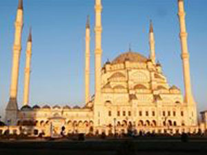 Devlet Televizyonu ilk ezanı canlı yayınladı