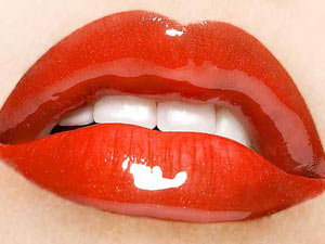 THY'den kırmızı ruj yasağı