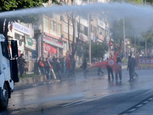 1 Mayıs Kutlamaları olaylı başladı