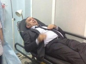 Gürsel Tekin hastaneye kaldırıldı