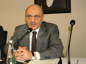 Zalimin hasmıyım amma!...