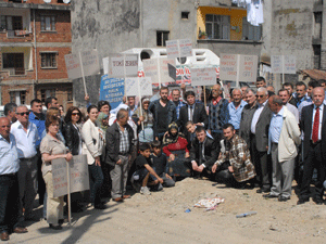 Ahmet Kaya'dan kemençeli TOKİ göndermesi