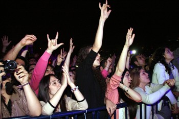 Öğrenciler Duman ile coştu