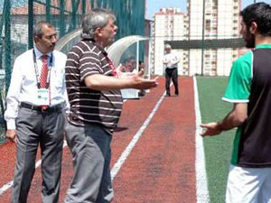 Sigara içti, maç tatil oldu