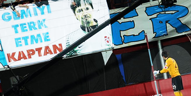 'Gemiyi terk etme kaptan'